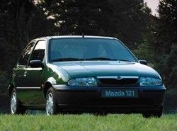 Mazda 121 1.3 3dr фото