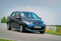 Mazda 2 II 1.3 (86hp) ����
